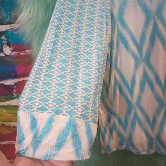 Chico's Blue and White Long Sleeve Front Tie Pattern Top Size 2 - Picture 2 of 5